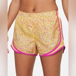 Nike Dri-Fit Icon Clash Tempo 3’’ Running Shorts in Yellow/Pink Speckled Size S